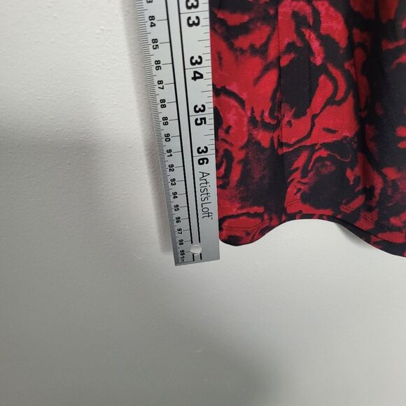 Chaps black red grunge abstract floral faux wrap stretch flattering dress size M - Picture 5 of 6